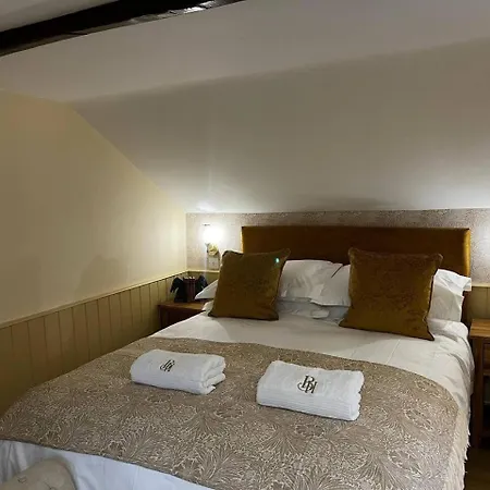 Newtondale - Burnley House